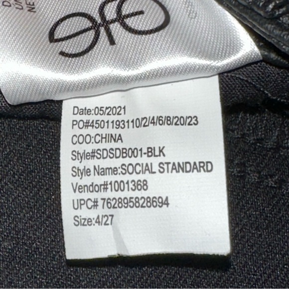 Social Standard By Sanctuary Women’s Mid Rise Stretch Ankle Jeans Black Size 4 - Picture 11 of 16